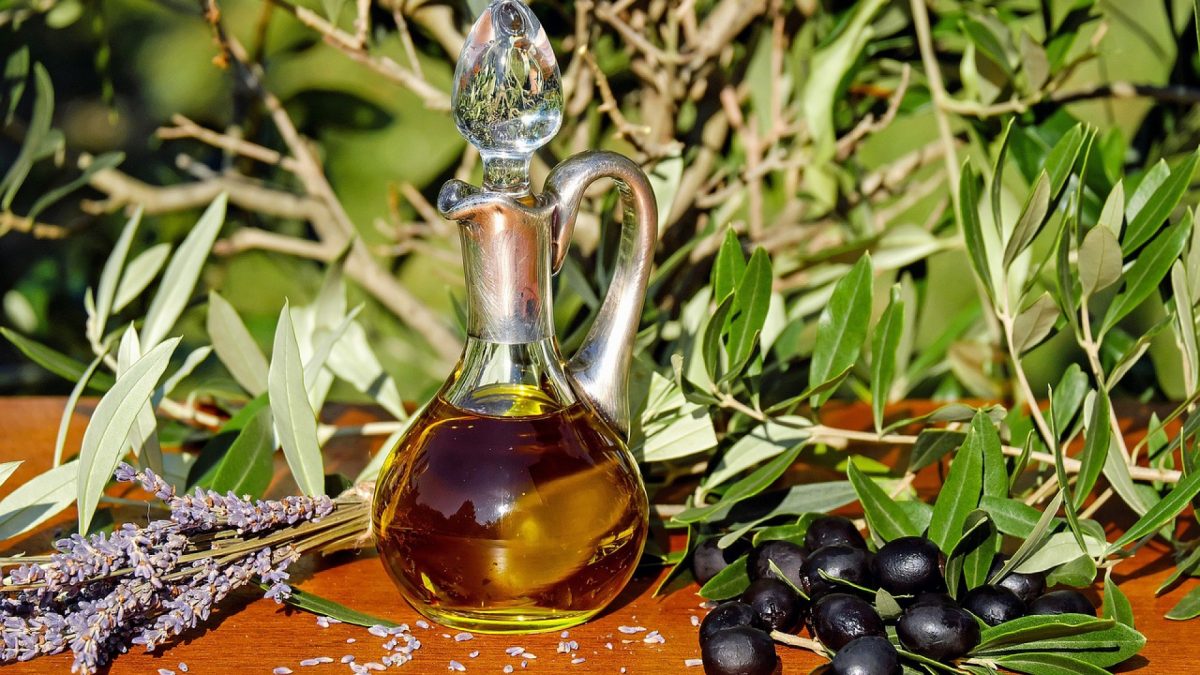 Huile d’olive, pourquoi s’approvisionner directement auprès d’un artisan moulinier ?